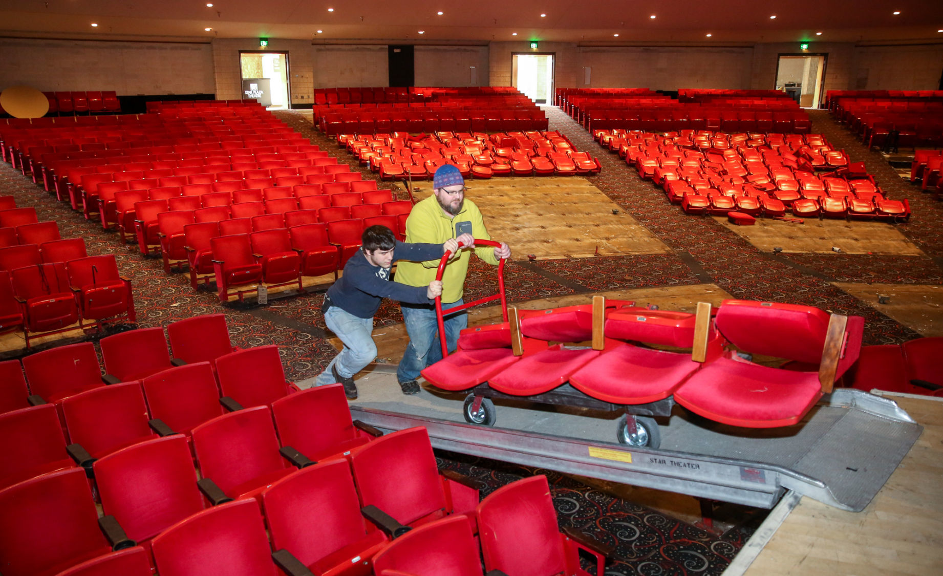 Star Plaza seats going to Valparaiso's Memorial Opera House